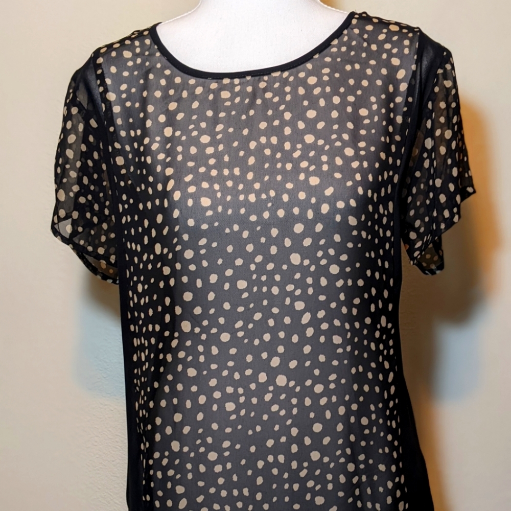 Forever 21 black with tan polka dots blouse